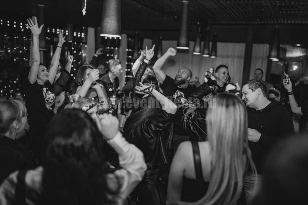 вечеринка-в-стиле-панк-рок