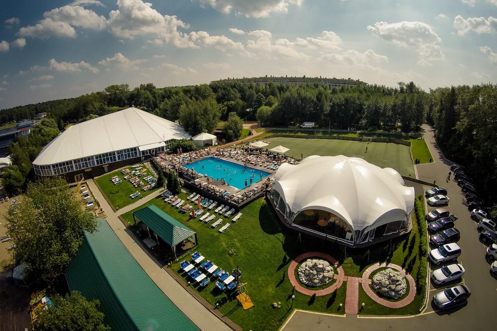 Адмирал яхт клуб